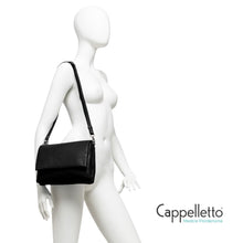 Carica l&#39;immagine nel visualizzatore di Gallery, THREE Borsa in Pelle Martellata Nera
