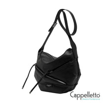 Carica l&#39;immagine nel visualizzatore di Gallery, SHANIA Borsa a Tracolla in pelle Nera

