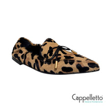 Carica l'immagine nel visualizzatore di Gallery, Mocassino 1345A in Cavallino Leo Print
