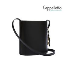 Carica l'immagine nel visualizzatore di Gallery, ROXIE S Bucket Bag Nero
