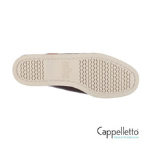 Carica l&#39;immagine nel visualizzatore di Gallery, Docksides Portland Waxed Brown Uomo
