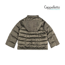 Carica l&#39;immagine nel visualizzatore di Gallery, IMAGINE Piumino Corto con Ricamo Raso - Verde Militare
