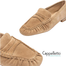Carica l'immagine nel visualizzatore di Gallery, BALTA Mocassino Suede Sabbia
