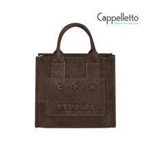 Carica l'immagine nel visualizzatore di Gallery, CPH BAG 4 Suede Cioccolato
