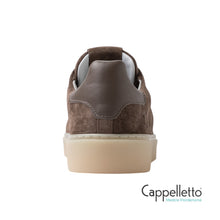 Carica l&#39;immagine nel visualizzatore di Gallery, LEVANTE Sneaker Uomo in Suede Taupe
