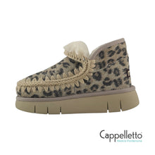 Carica l&#39;immagine nel visualizzatore di Gallery, Eskimo Bounce Sneaker Hairy Cow Suede Leo
