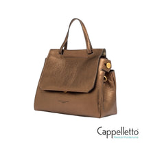 Carica l'immagine nel visualizzatore di Gallery, OTTAVIA Borsa in Pelle Laminata Toasted
