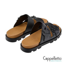 Carica l&#39;immagine nel visualizzatore di Gallery, BRUTUS Ciabatta Due Fascie in Pelle Nera Donna
