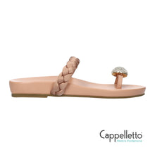 Carica l'immagine nel visualizzatore di Gallery, Ciabattina Flat con Gioiello Nude
