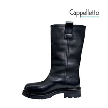 Carica l'immagine nel visualizzatore di Gallery, BIKER in Pelle Nera
