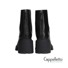 Carica l'immagine nel visualizzatore di Gallery, NEWTON 01 Stivaletto con Carrarmato Nero
