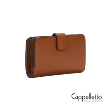 Carica l'immagine nel visualizzatore di Gallery, CAMELIA M Compact Wallet Ares Cognac
