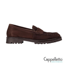 Carica l'immagine nel visualizzatore di Gallery, FIJO Mocassino Donna in Camoscio Arricciato Marrone
