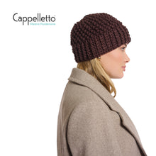 Carica l&#39;immagine nel visualizzatore di Gallery, KEVINA Berretto in Maglia Cioccolato
