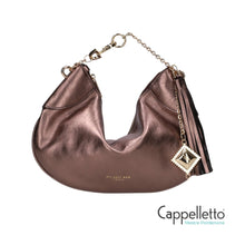 Carica l'immagine nel visualizzatore di Gallery, Borsetta 3047 in Pelle Laminata Metallic Gold

