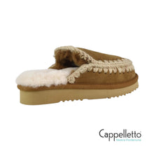 Carica l&#39;immagine nel visualizzatore di Gallery, Eskimo Slipper Cognac
