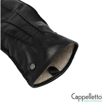 Carica l'immagine nel visualizzatore di Gallery, Guanti da Uomo in Nappa Nera
