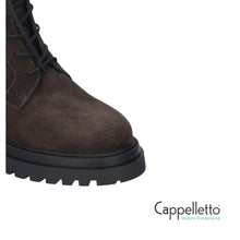 Carica l'immagine nel visualizzatore di Gallery, KAEL Anfibio Suede Testa di Moro
