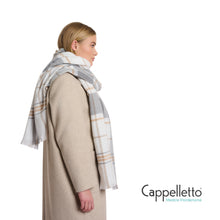 Carica l&#39;immagine nel visualizzatore di Gallery, EUNICE Sciarpa a Quadri Mix Grigio
