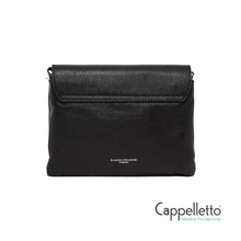 Carica l&#39;immagine nel visualizzatore di Gallery, THREE Borsa in Pelle Martellata Nera
