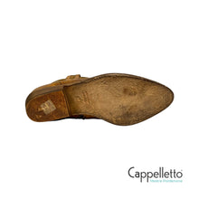 Carica l&#39;immagine nel visualizzatore di Gallery, Stivaletto Texano Crust Velour Cuoio
