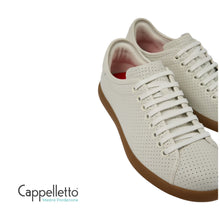 Carica l&#39;immagine nel visualizzatore di Gallery, PELOTAS SOLLER Sneakers in Pelle Bianca Traforata Donna
