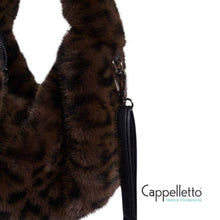 Carica l'immagine nel visualizzatore di Gallery, CHERYL Borsetta EcoPelliccia CrossBody Brown Leopard
