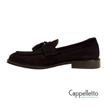 Carica l'immagine nel visualizzatore di Gallery, Mocassino Uomo con Nappine in Camoscio Navy PC2
