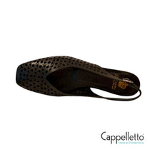 Carica l&#39;immagine nel visualizzatore di Gallery, SlingBack Fori Bilbao Nero CH2524

