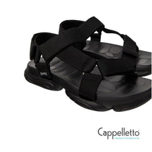 Carica l&#39;immagine nel visualizzatore di Gallery, KARST Sandalo Nero in PET Riciclato Donna
