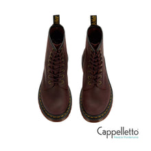 Carica l'immagine nel visualizzatore di Gallery, Boots 1460 Pascal Crazy Horse Cherry Red
