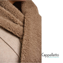 Carica l&#39;immagine nel visualizzatore di Gallery, ASHO Sciarpa Teddy Toffee
