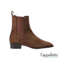 Carica l'immagine nel visualizzatore di Gallery, CPH 361 Chelsea Donna in Suede Nocciola
