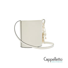 Carica l'immagine nel visualizzatore di Gallery, ROXIE Mini Bucket Bag Panna
