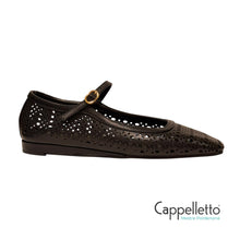 Carica l'immagine nel visualizzatore di Gallery, Ballerina in Nappa Microforata Nera
