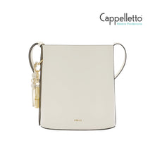 Carica l'immagine nel visualizzatore di Gallery, ROXIE S Bucket Bag Panna
