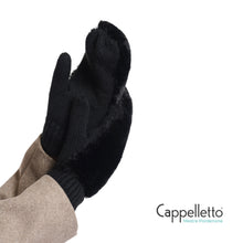 Carica l&#39;immagine nel visualizzatore di Gallery, OXO Guanti in EcoPelliccia Nero
