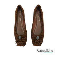 Carica l'immagine nel visualizzatore di Gallery, EAGLE Ballerina Suede Cammello
