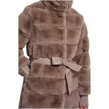 Carica l'immagine nel visualizzatore di Gallery, ZANE Cappotto EcoPelliccia Mocha Latte
