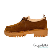 Carica l&#39;immagine nel visualizzatore di Gallery, LONZO Derby Norvegese Donna Suede Tan
