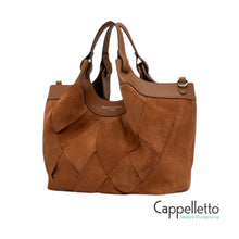 Carica l'immagine nel visualizzatore di Gallery, DUA Borsa Media in Suede Caramel
