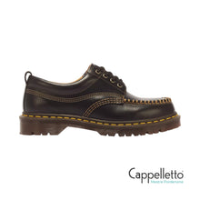 Carica l'immagine nel visualizzatore di Gallery, LOWELL Scarpa Moc Toe in Pelle Nera
