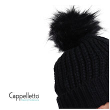Carica l&#39;immagine nel visualizzatore di Gallery, POMPON Staccabile in EcoPelliccia Nero
