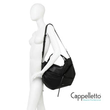 Carica l&#39;immagine nel visualizzatore di Gallery, SHANIA Borsa con Manici e Zip in Pelle Nera
