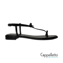 Carica l&#39;immagine nel visualizzatore di Gallery, ERIN Sandalo Gioiello Flat Nero
