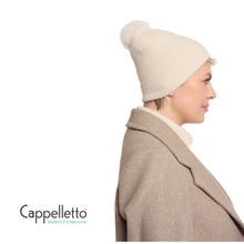 Carica l&#39;immagine nel visualizzatore di Gallery, MARTINA Berretto in Maglia con PomPon Betulla
