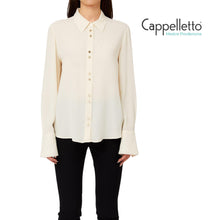 Carica l'immagine nel visualizzatore di Gallery, Camicia con Bottoni Logati Cremino CA6157
