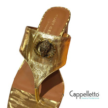Carica l&#39;immagine nel visualizzatore di Gallery, CHELSEA Infradito T-Bar Block-Gold

