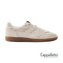 Carica l&#39;immagine nel visualizzatore di Gallery, TB490 Crochet Cream Sneaker
