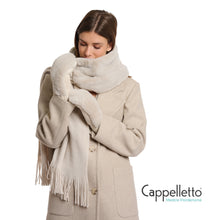 Carica l&#39;immagine nel visualizzatore di Gallery, OXO Guanti in EcoPelliccia Betulla
